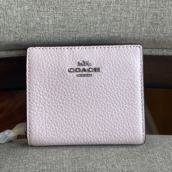 NWT！COACH SNAP WALLET（C2862）SILVER/ICE PINK Valentines Day Gift